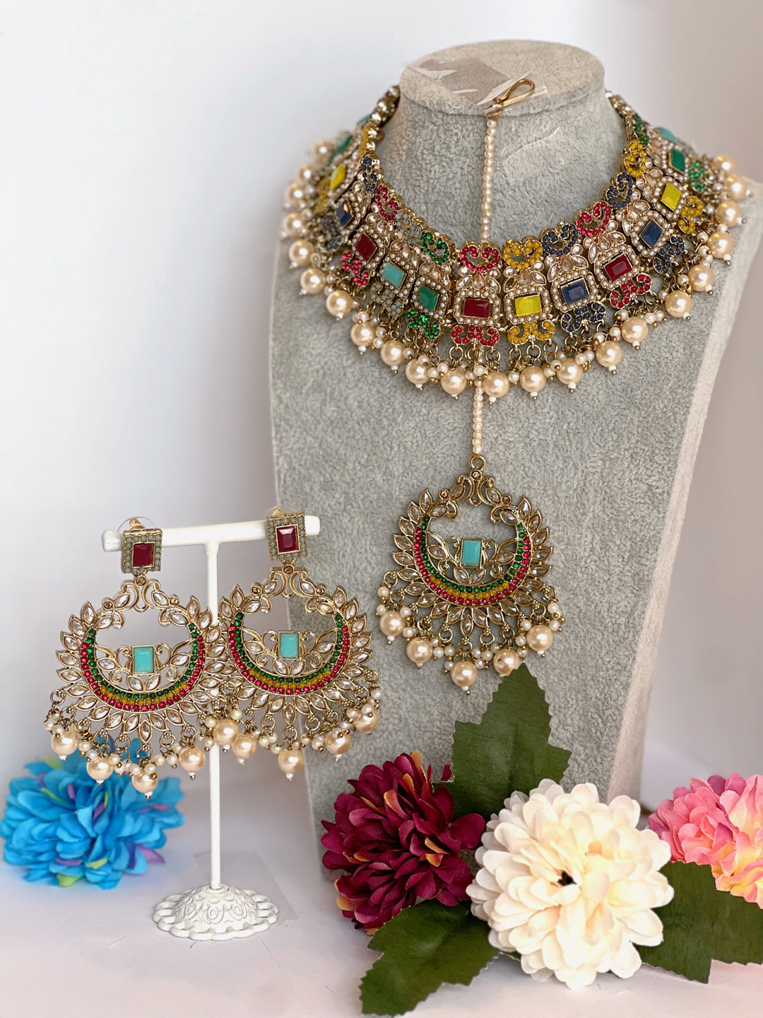 Necklace Tikka Set