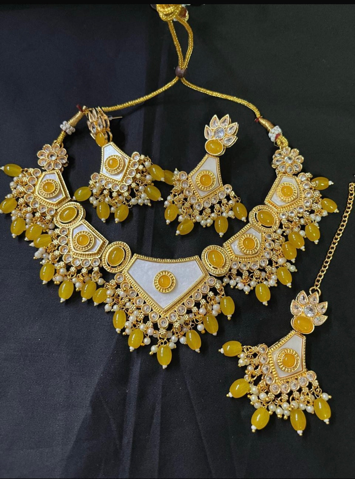 Necklace Tikka Set